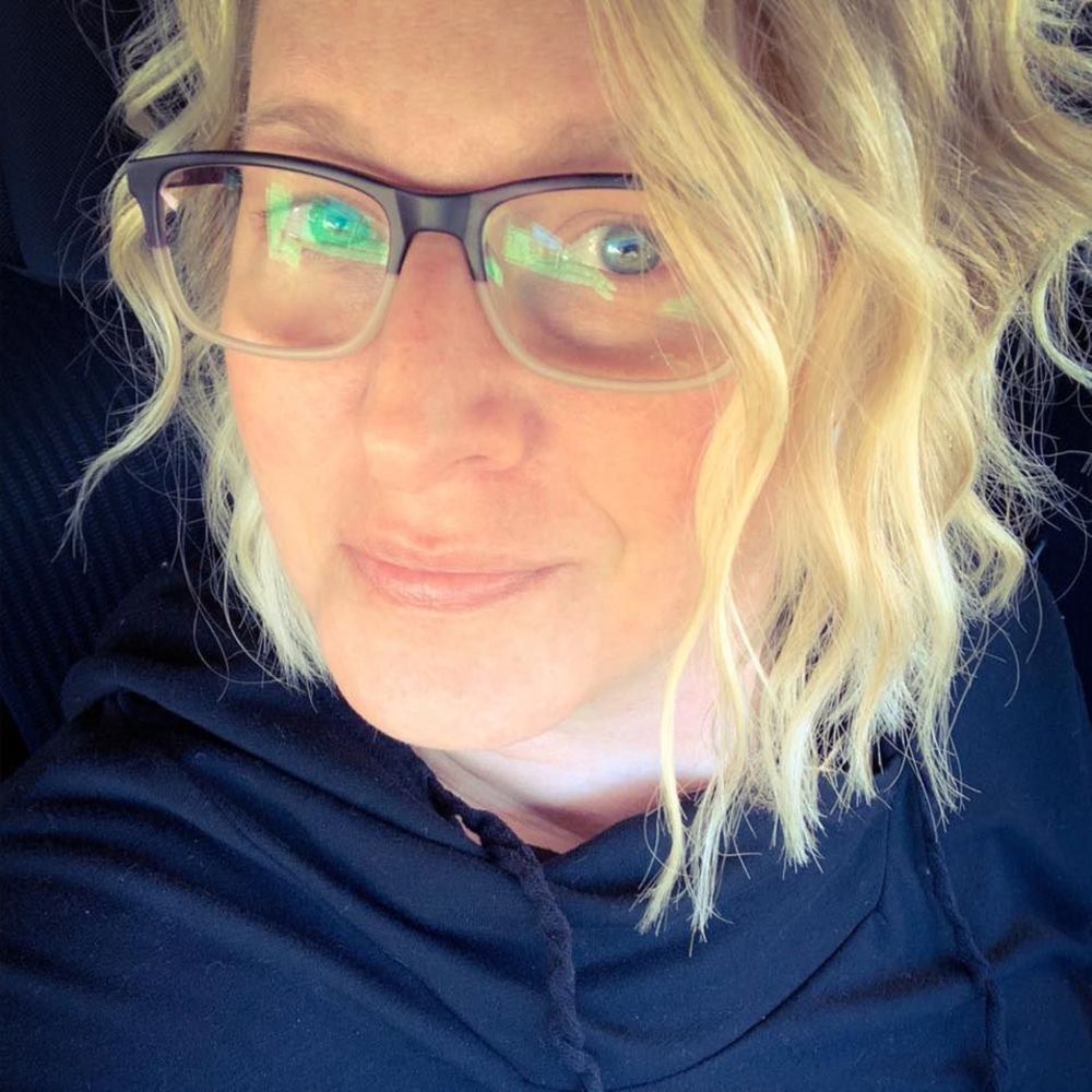 Meet your Posher, Dana